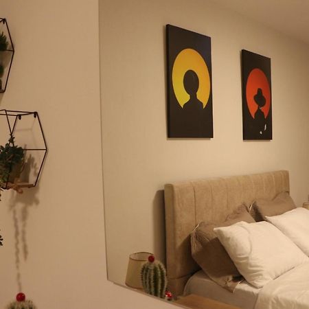 Pine Apartment Tiranë Ngoại thất bức ảnh