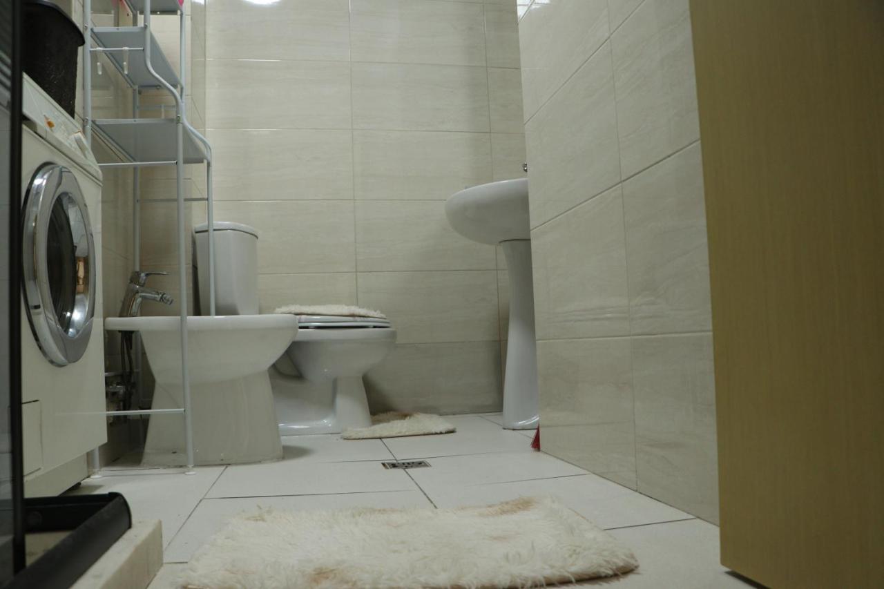 Pine Apartment Tiranë Ngoại thất bức ảnh