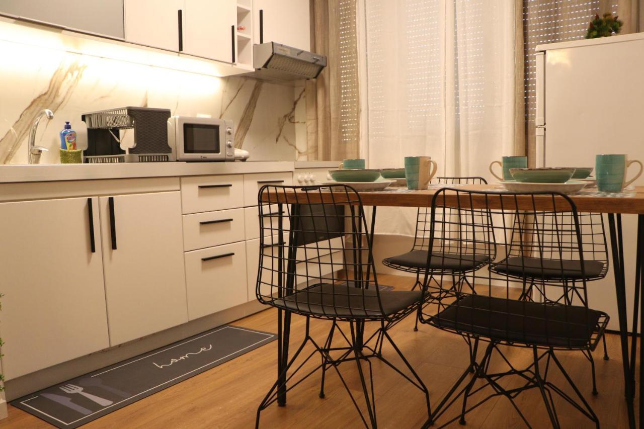 Pine Apartment Tiranë Ngoại thất bức ảnh